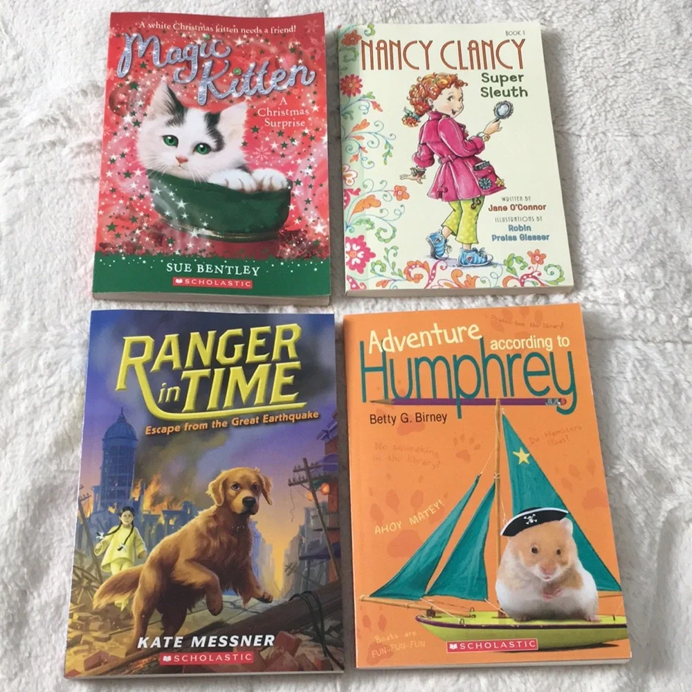 NEW 4 book set  Humphrey, Nancy, Magic Kitten